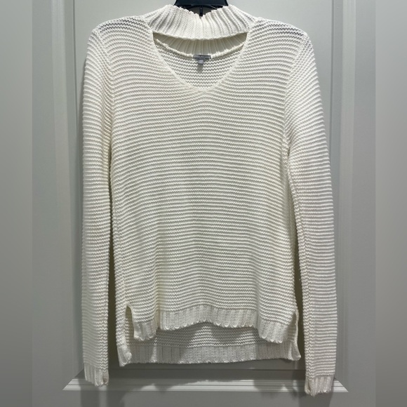 Charlotte Russe Sweater - Picture 2 of 4